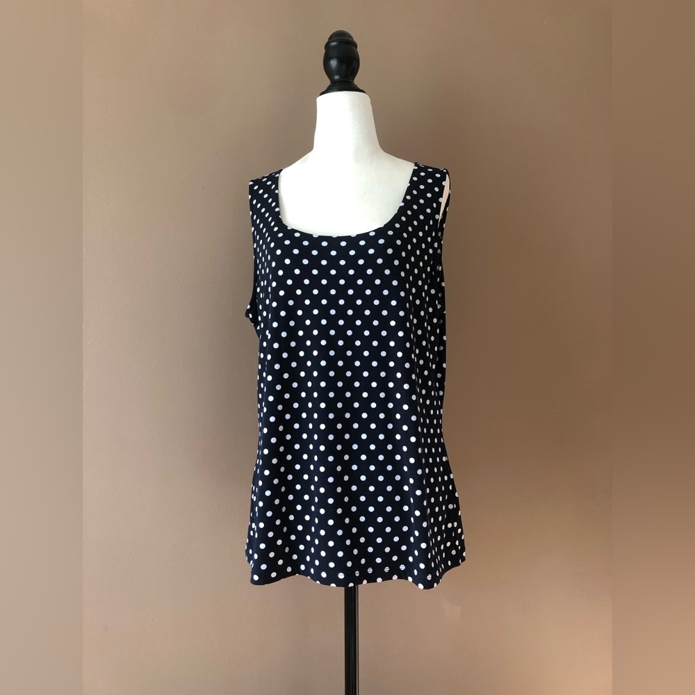 Sleeveless polka dot top